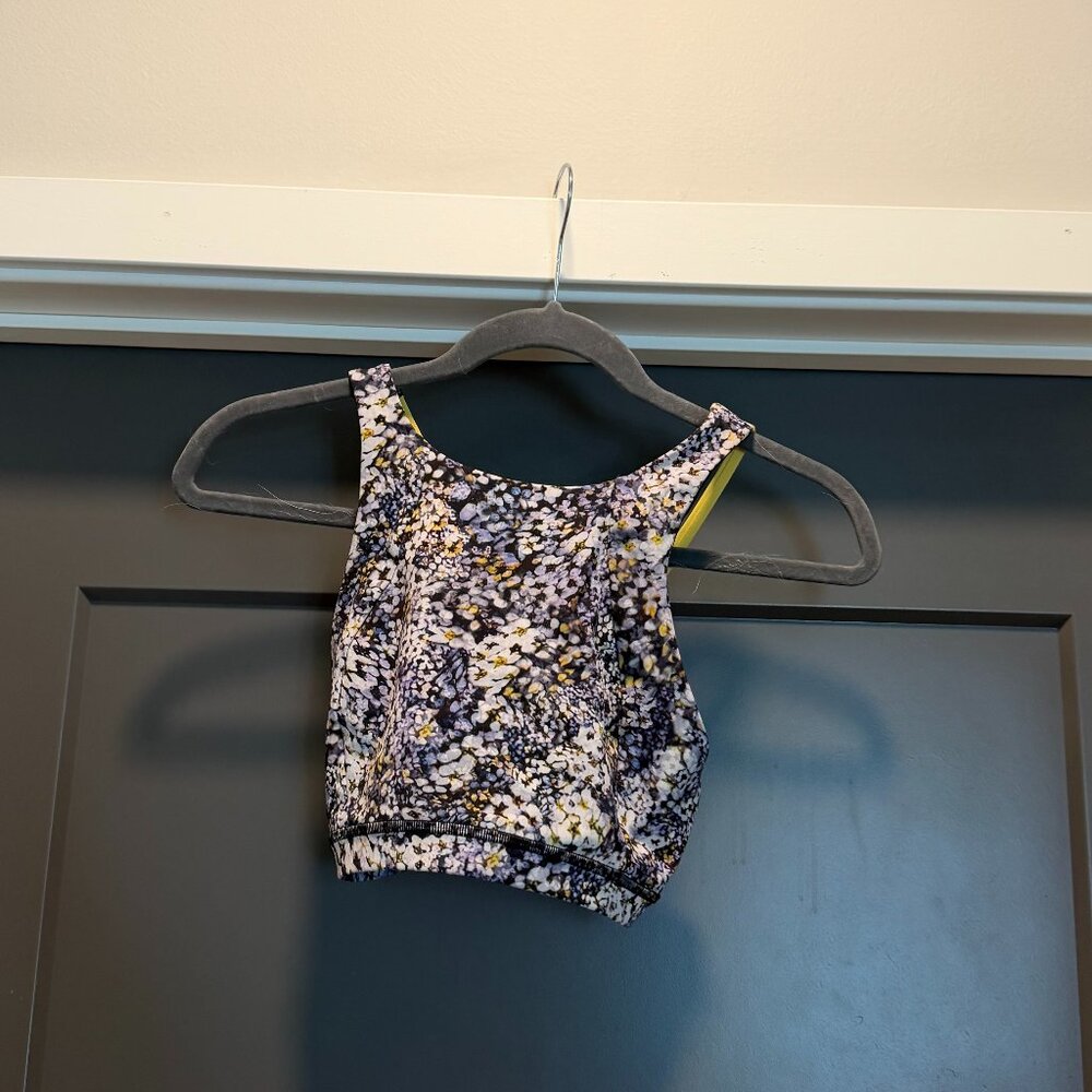 Blue floral high-neck free to be serene sports bra